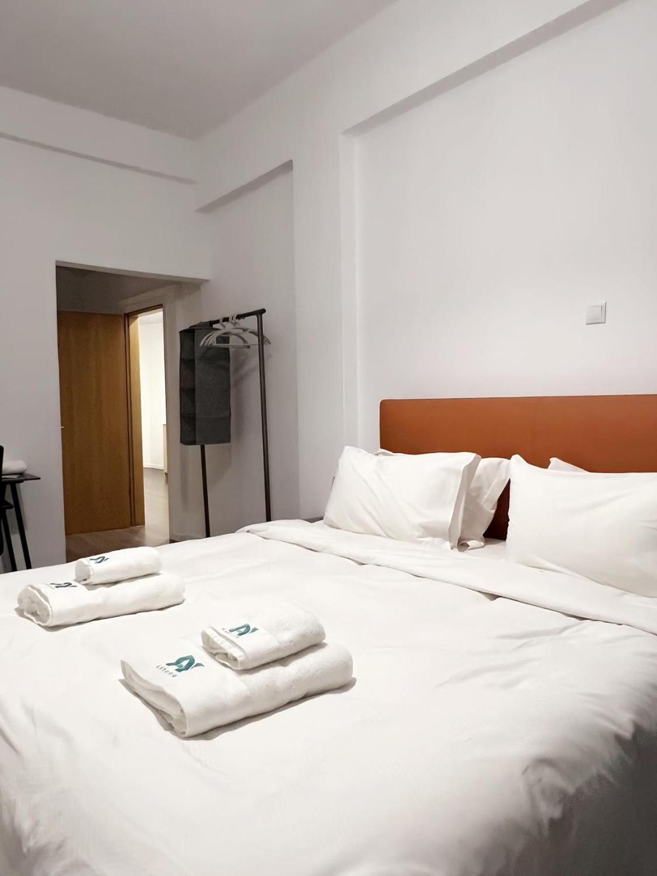 Anhome K11 Serviced Apartments เอเธนส์ ภายนอก รูปภาพ